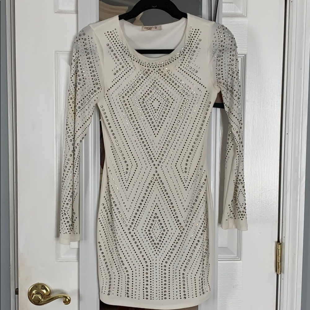 Off white mid thigh dress